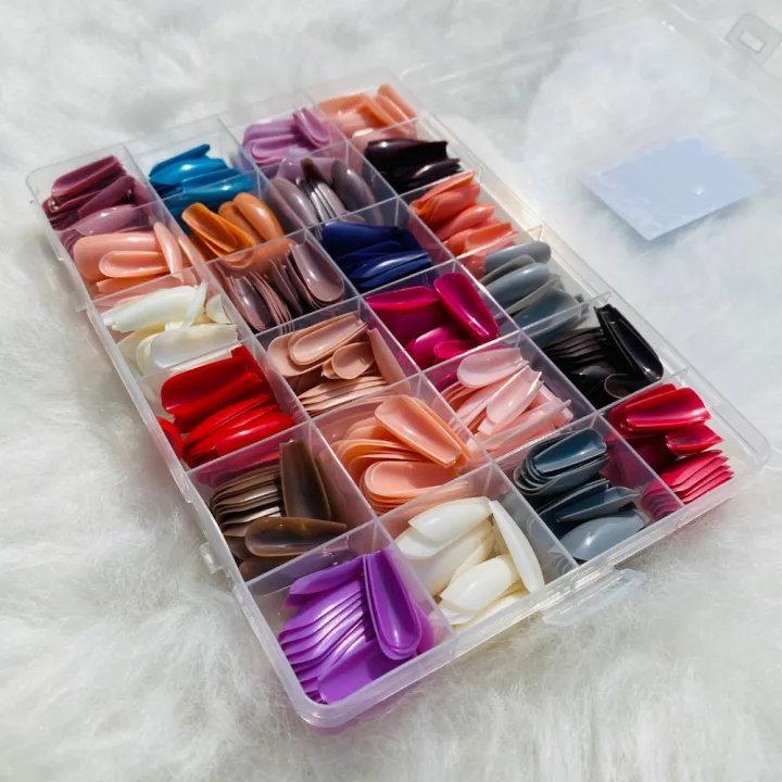 HR Store – Premium Fake Nails Box | 576 Pcs | Long-Lasting, Trendy & Easy-to-Use
