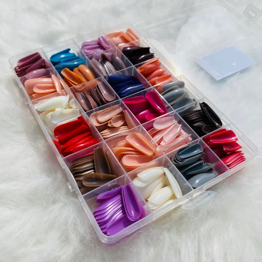 HR Store – Premium Fake Nails Box | 576 Pcs | Long-Lasting, Trendy & Easy-to-Use